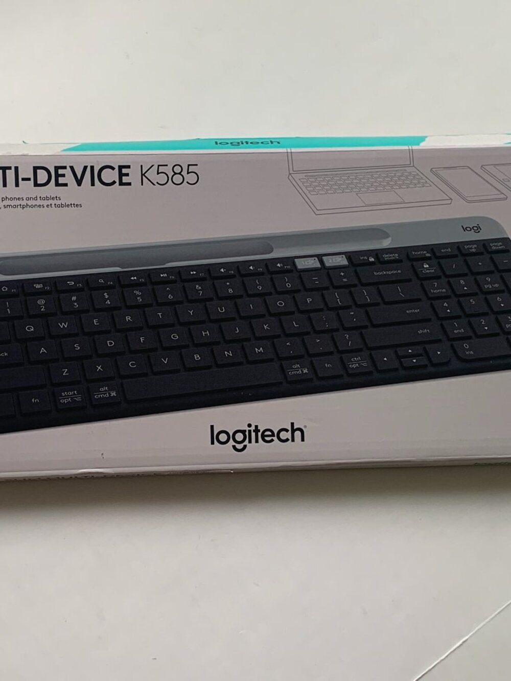 Logitech K585 Slim Wireless USB Unifying Receiver & Bluetooth Keyboard Graphite